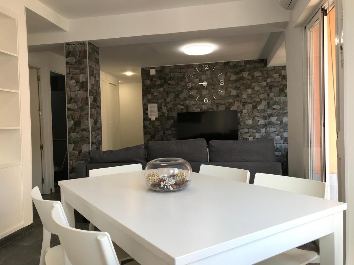 Lovely 2 Apartamento Centrico Alicante Luaran gambar